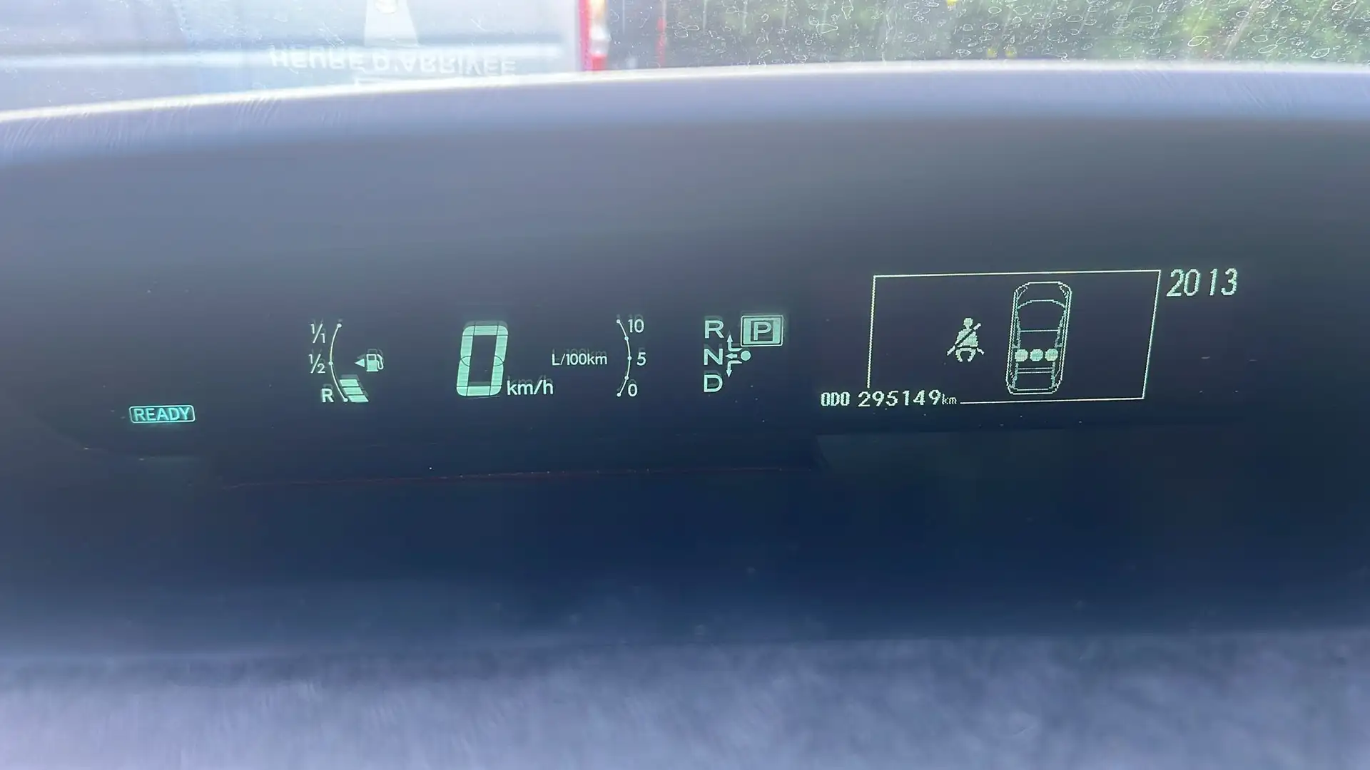 Toyota Prius 136h Active - 1