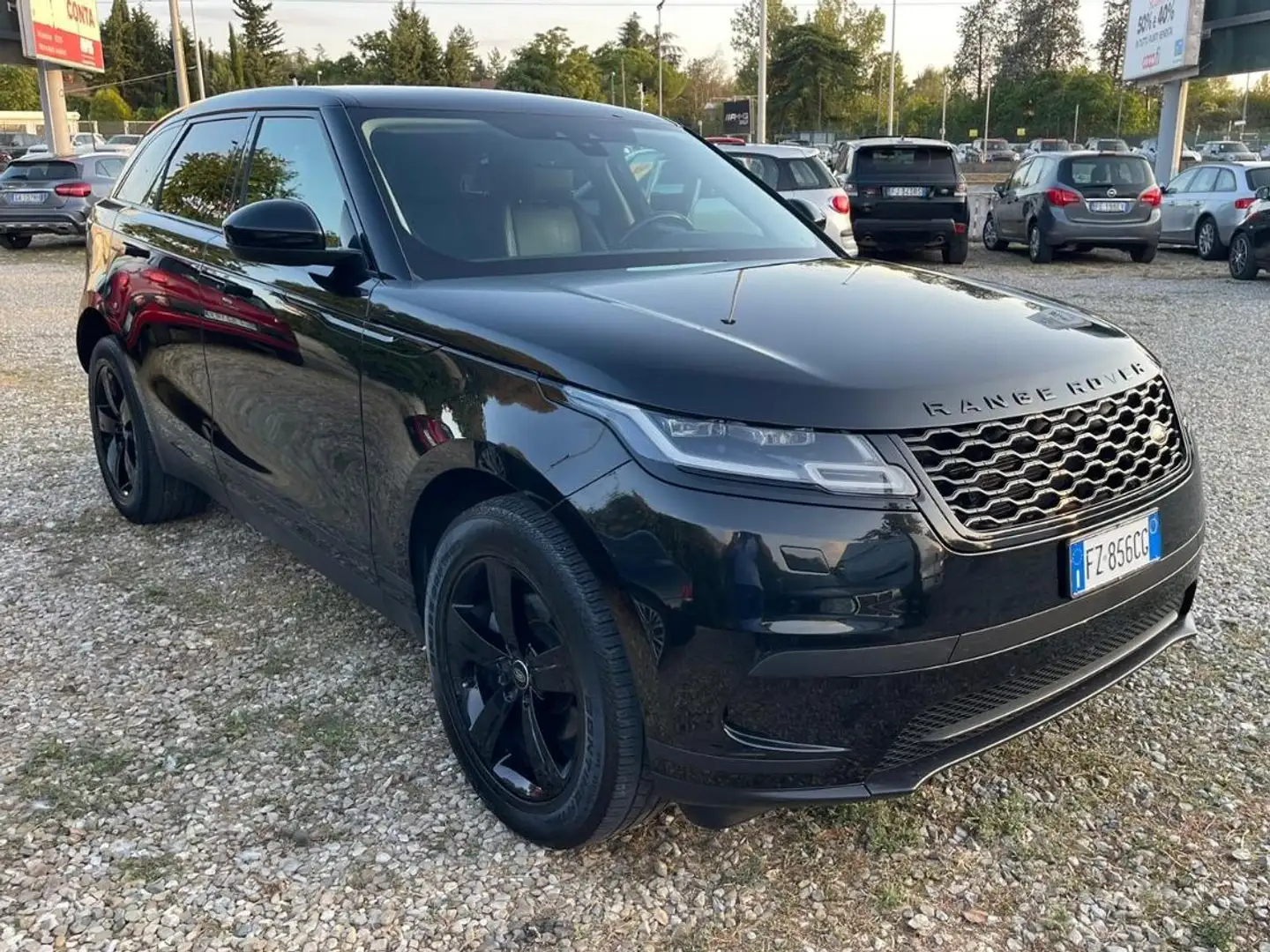 Land Rover Range Rover Velar AUTOCARRO 5 POSTI IVA   2.0d i4 HSE 240cv auto Noir - 1