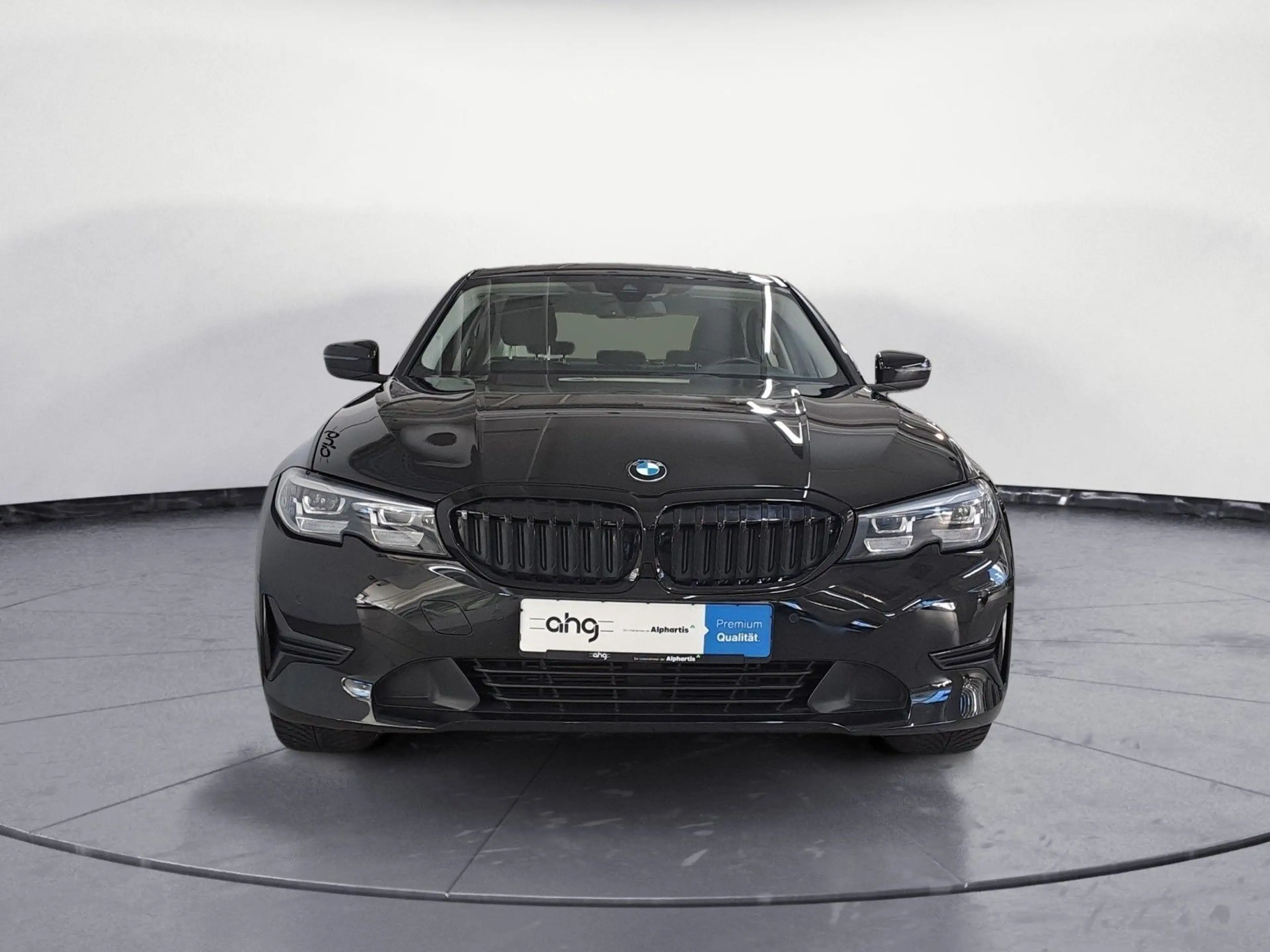 BMW 318 i Advantage Navi Klima PDC LED DAB Sitzheizun — photo 10