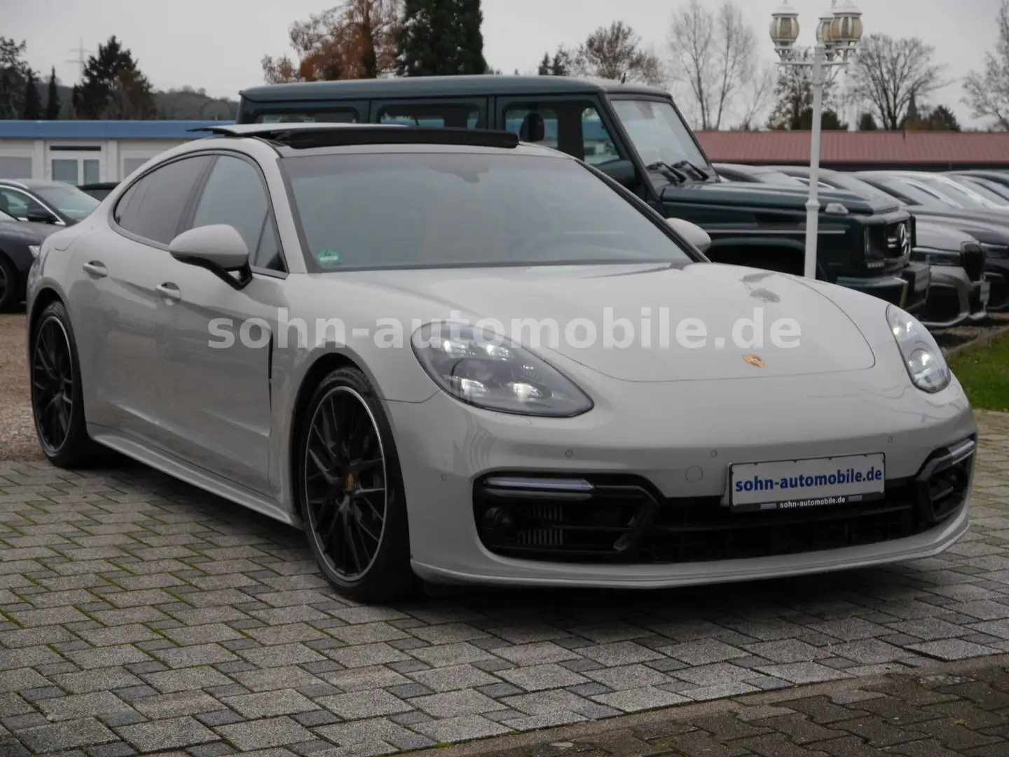 Porsche Panamera 4S APPROVED Sport-Design Leder-rot Grau - 2