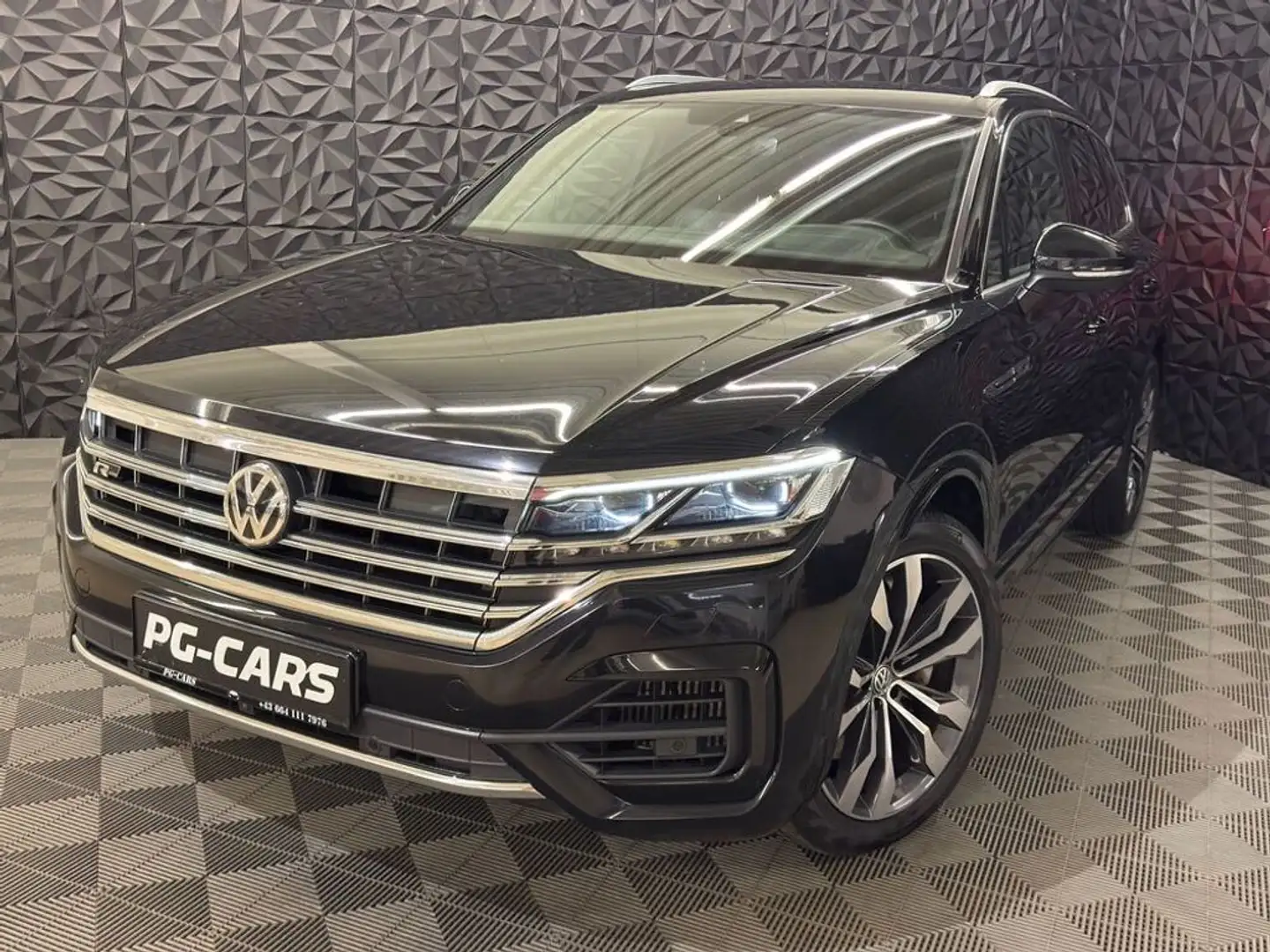 Volkswagen Touareg 4.0 TDI R-Line 4Motion*MwSt.* AKTION Schwarz - 2