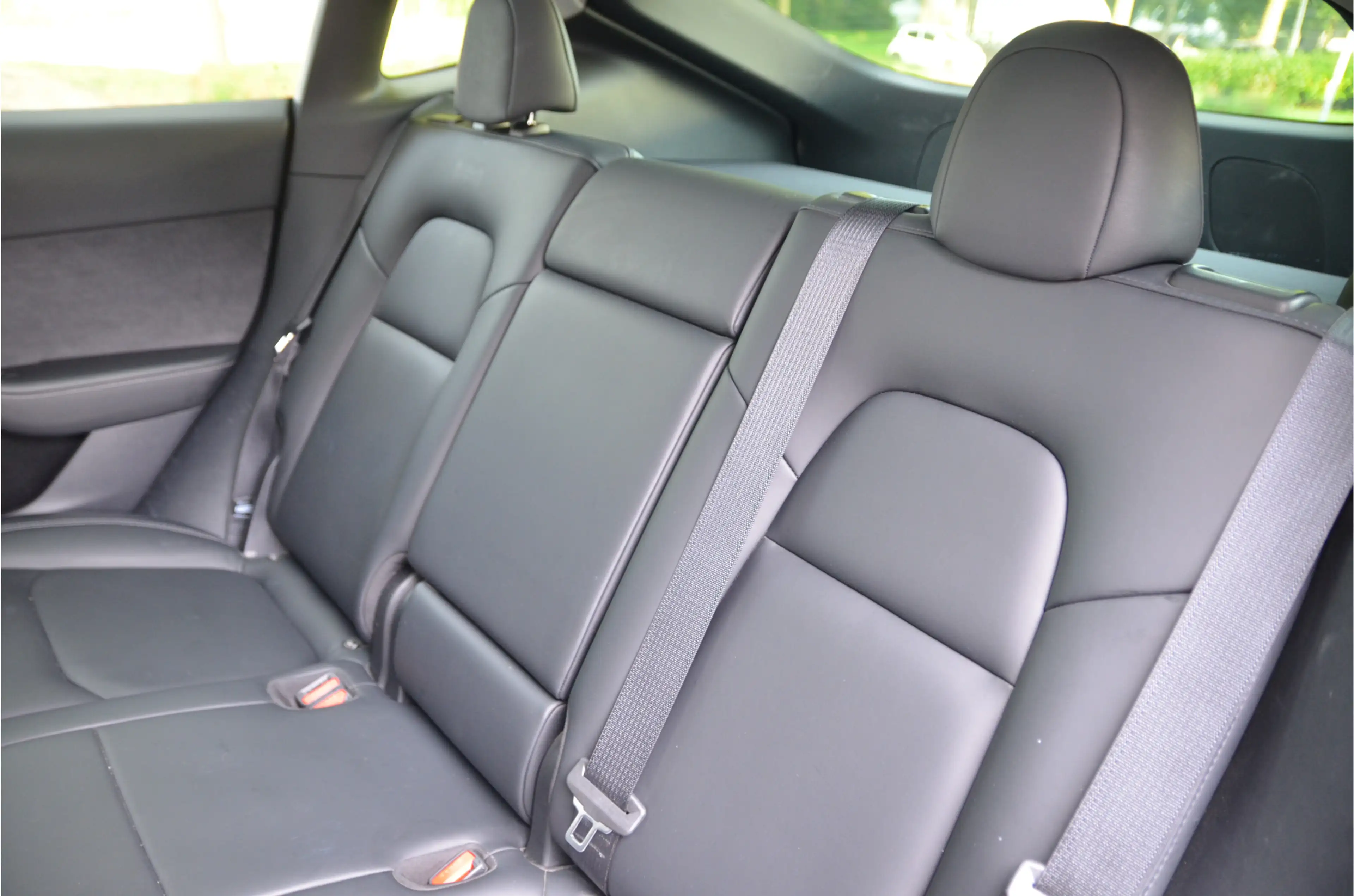 Tesla Model Y RWD 58 kWh AutoPilot3.0 Ryzen, LFP Accu, 20" Alu — photo 13