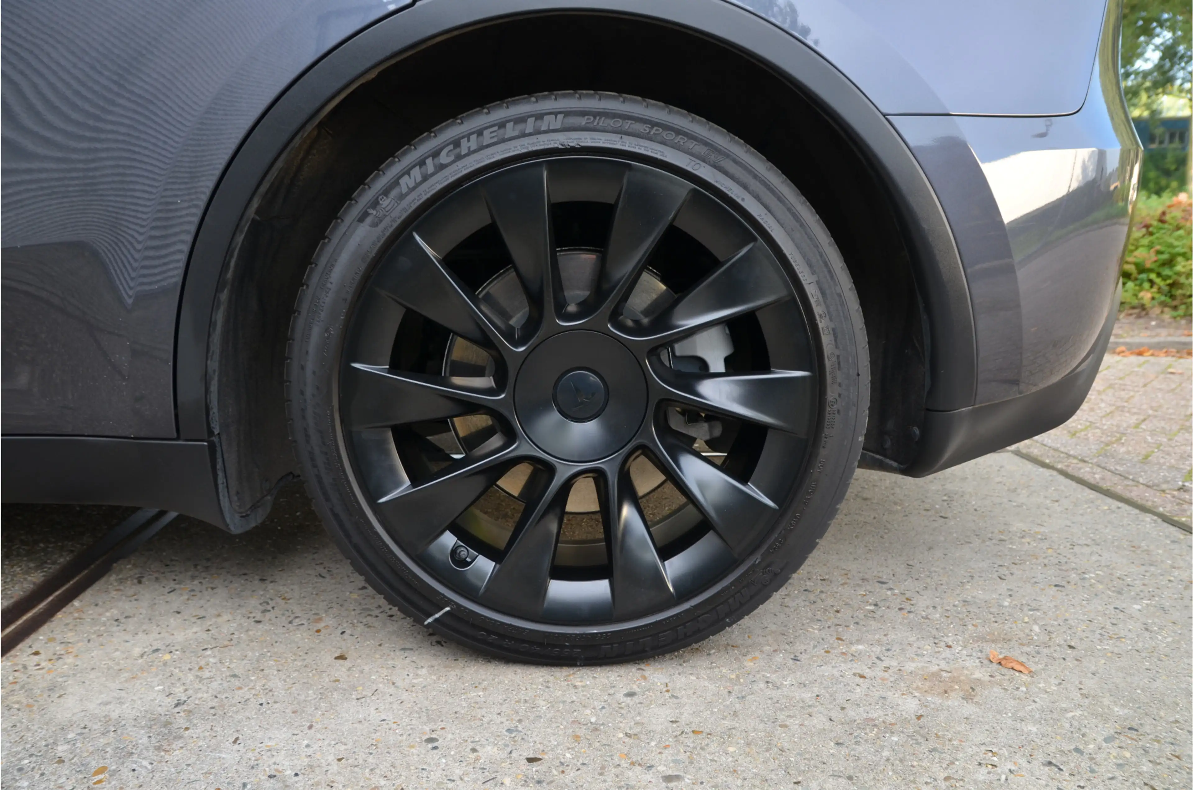 Tesla Model Y RWD 58 kWh AutoPilot3.0 Ryzen, LFP Accu, 20" Alu — photo 35
