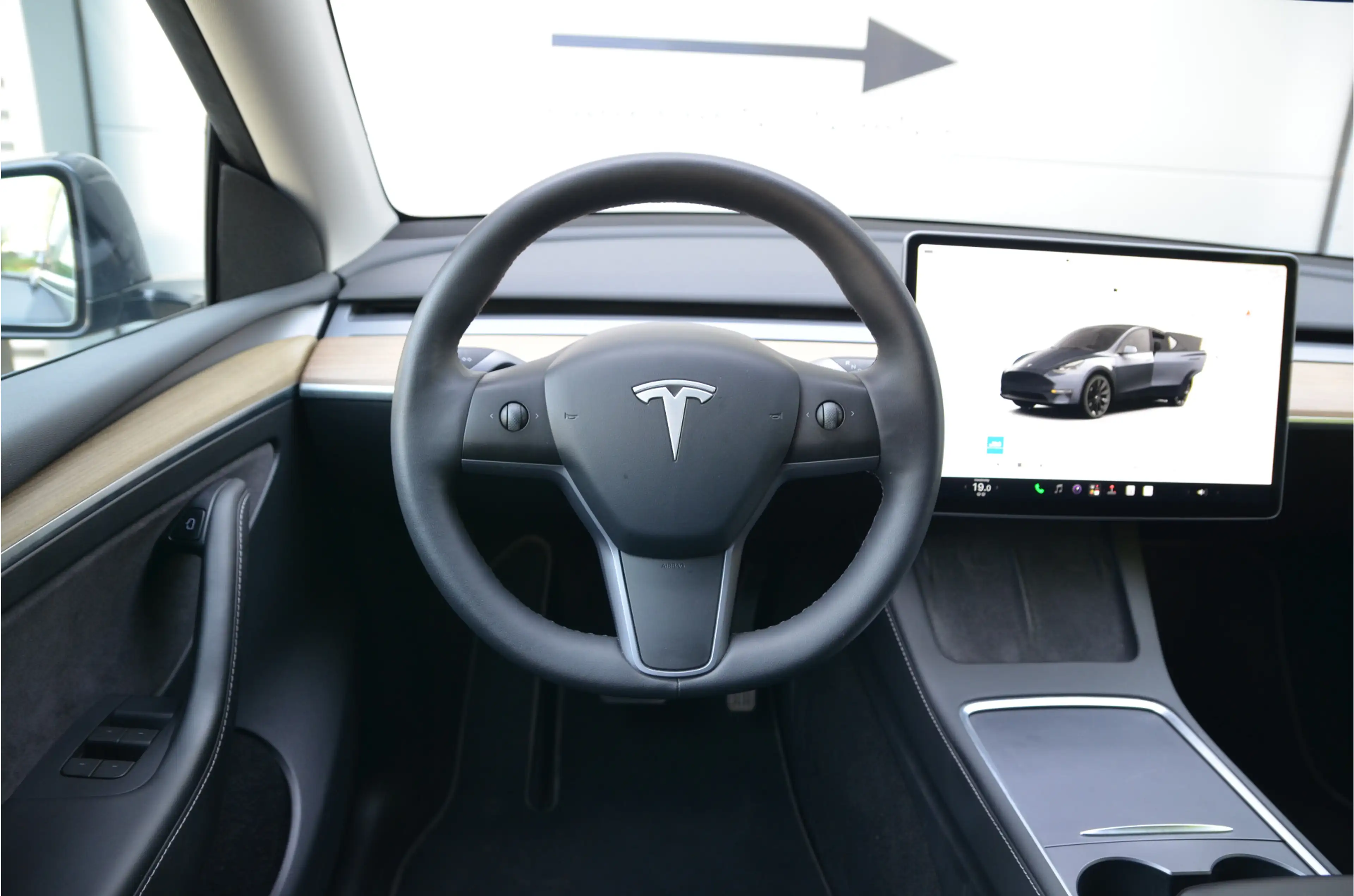 Tesla Model Y RWD 58 kWh AutoPilot3.0 Ryzen, LFP Accu, 20" Alu — photo 14