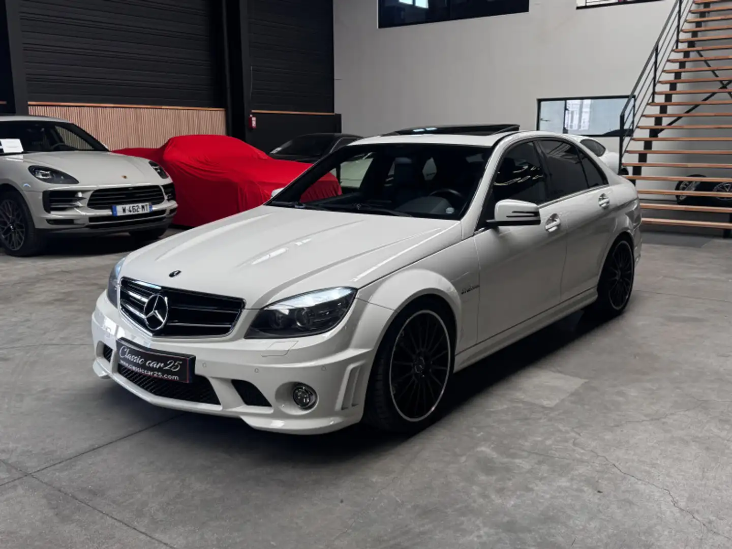 Mercedes-Benz C 63 AMG 63 AMG CARNET COMPLET / 2e MAINS / IMMAT FR ! Blanc - 1