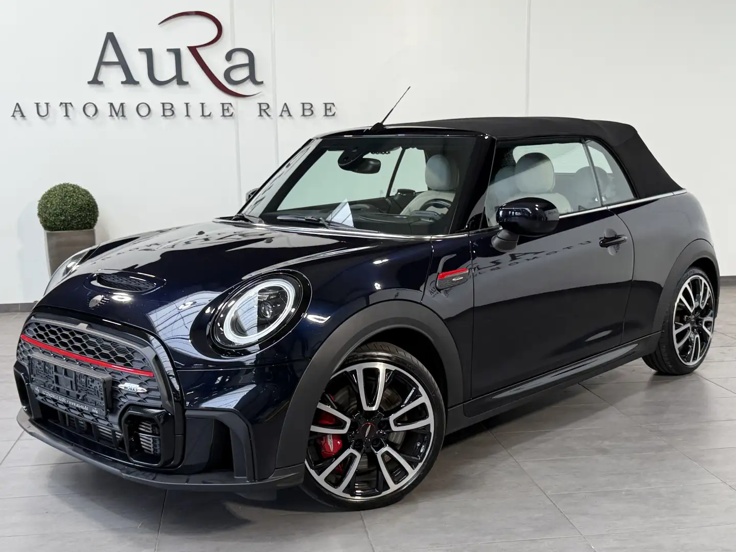 MINI John Cooper Works Cabrio NAV+LED+KAM+ACC+DIGDISPLAY Schwarz - 2