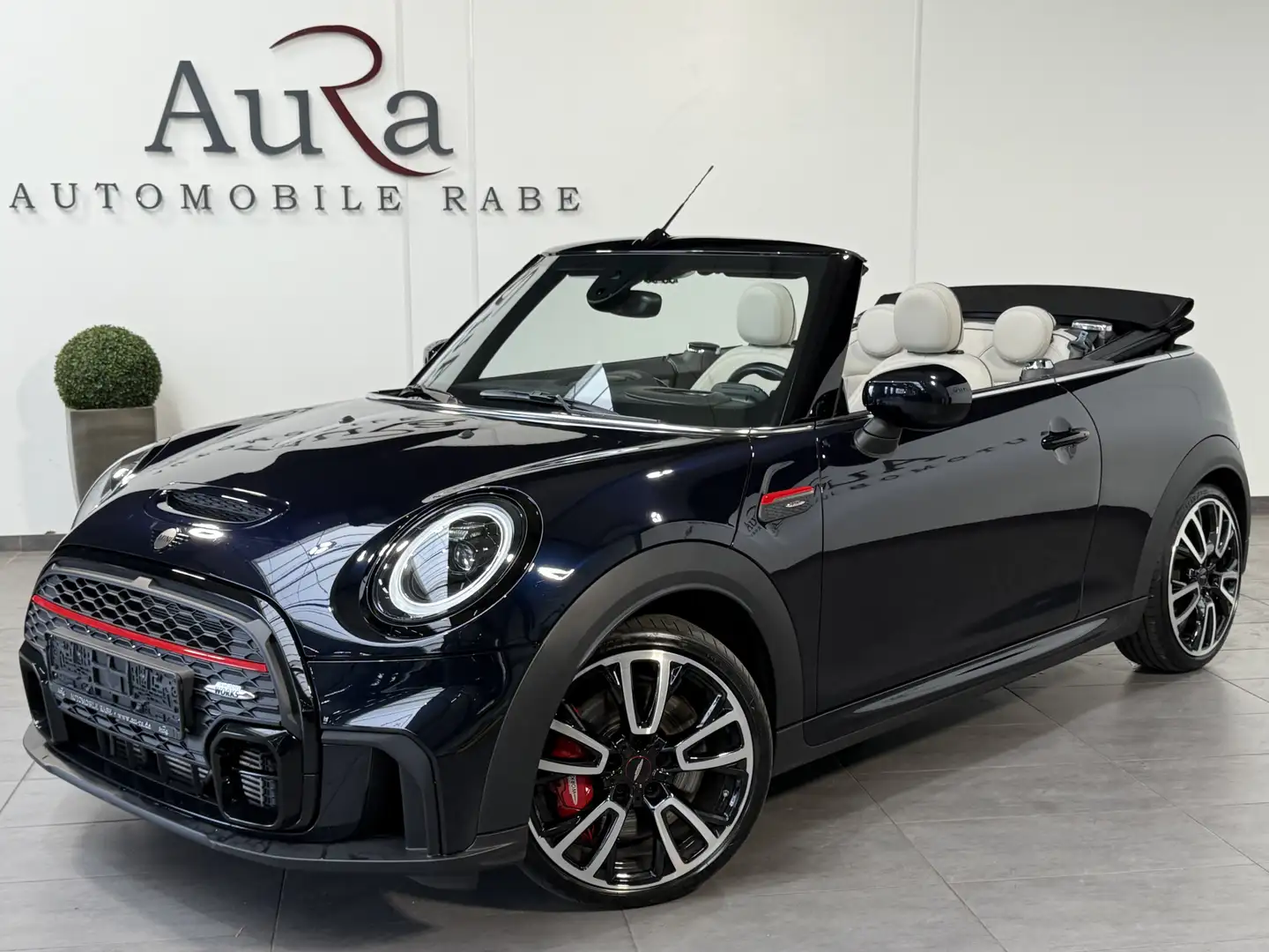MINI John Cooper Works Cabrio NAV+LED+KAM+ACC+DIGDISPLAY Schwarz - 1
