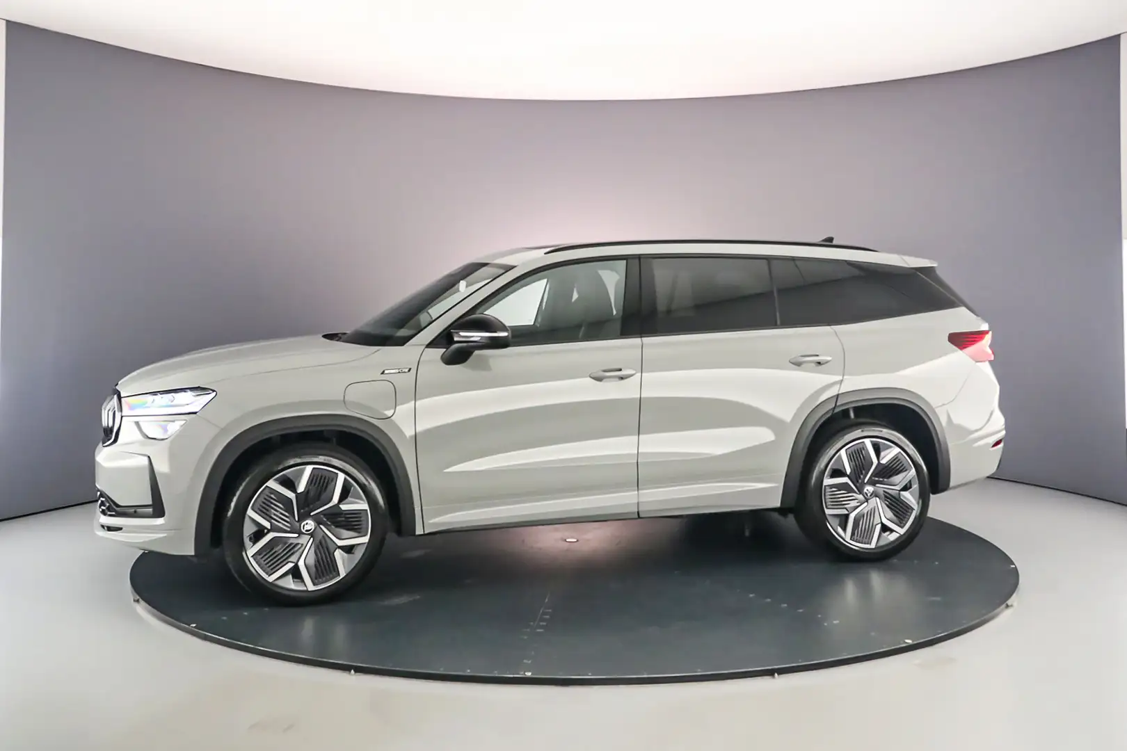 Skoda Kodiaq 1.5 TSI iV 204pk Sportline Business Gris - 2