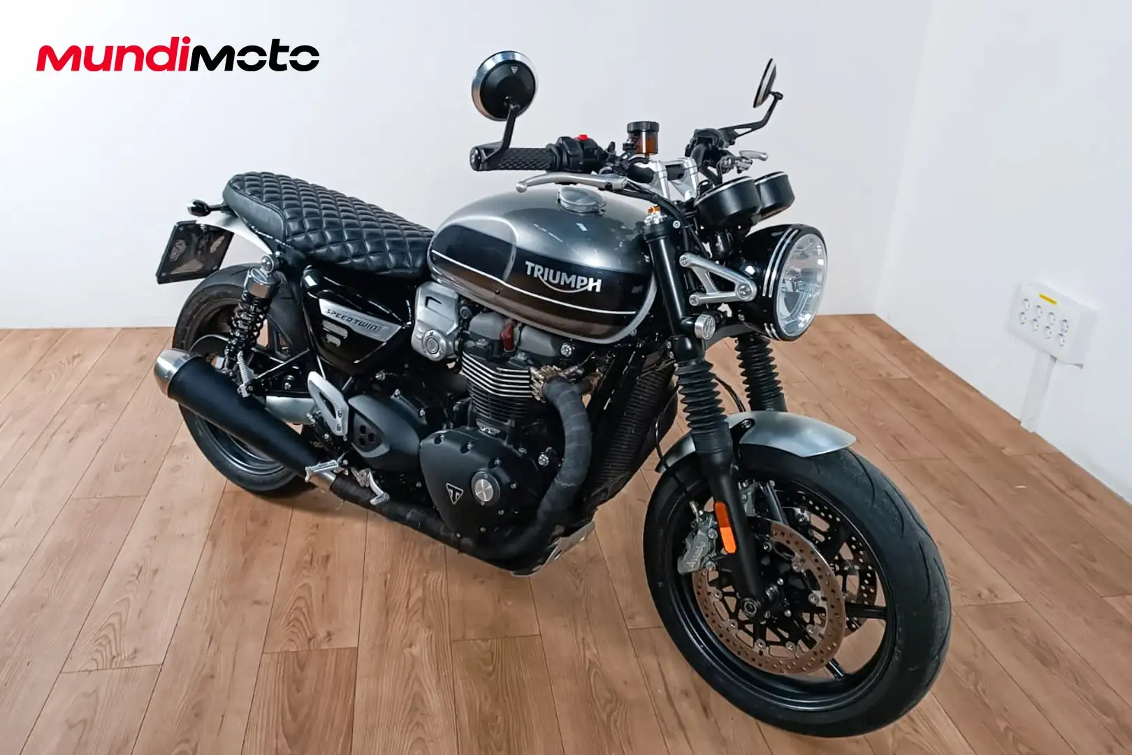 Triumph Speed Twin - 2