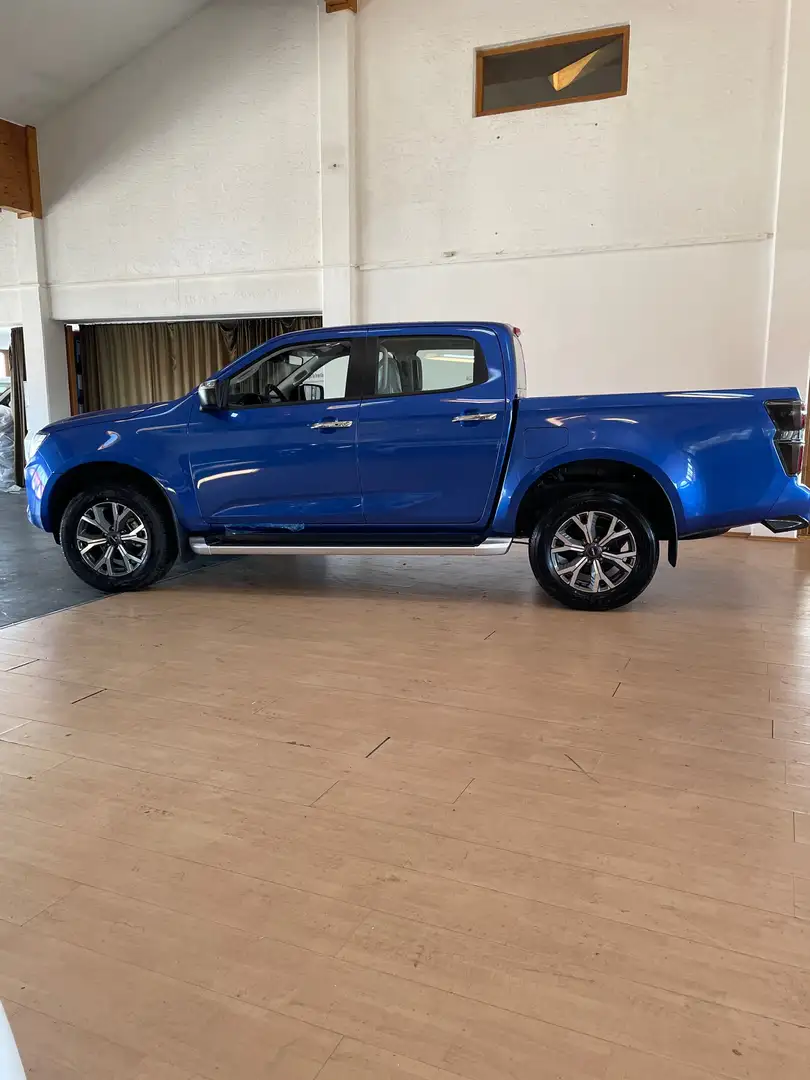 Isuzu D-Max Double Cab 4WD Autm. LSE Blau - 2