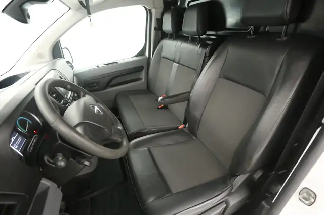 Opel Vivaro-E view 11