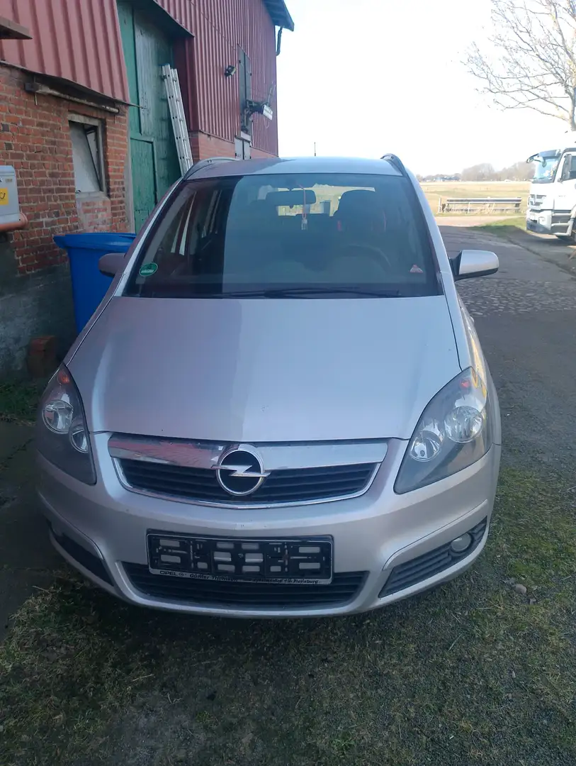 Opel Zafira Zafira 1.9 CDTI Silber - 1