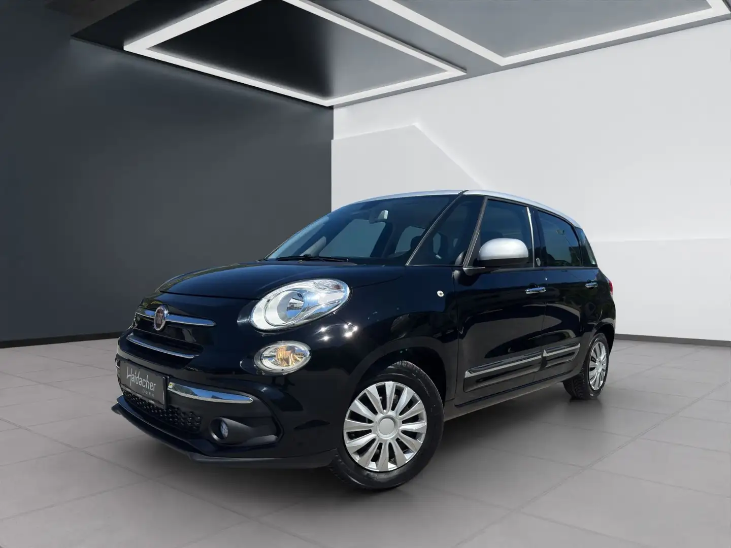 Fiat 500L 1.4 Pop Star CarPlay PTS Shz Schwarz - 1