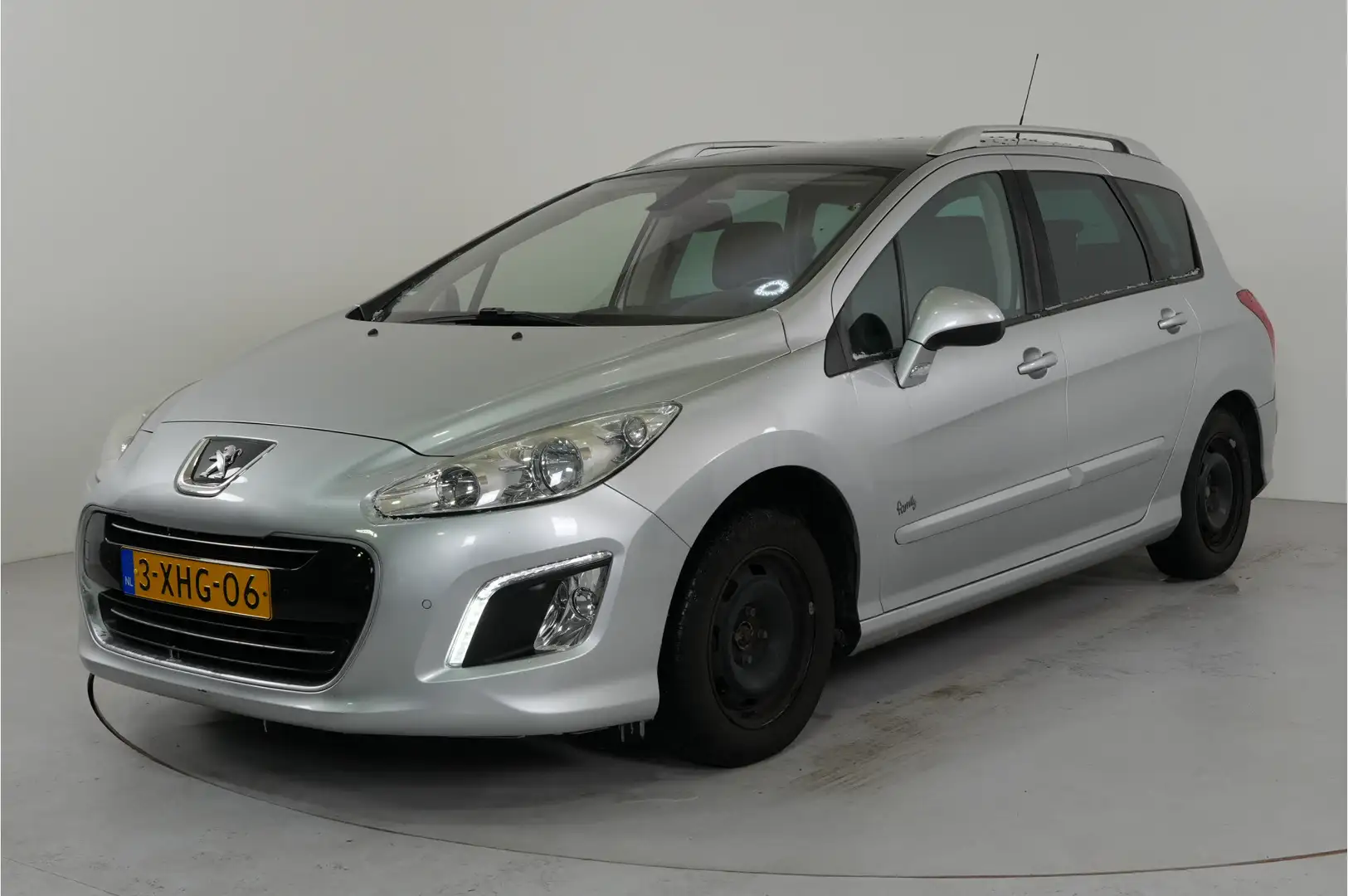 Peugeot 308 SW 1.6 VTi Blue Lease | Pano | Trekhaak | Climate Grau - 2
