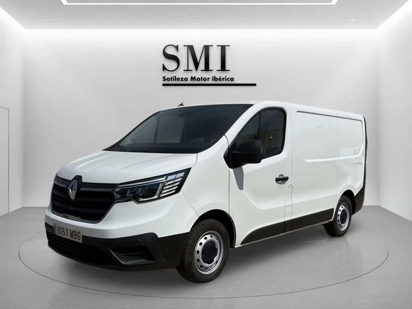 Renault Trafic Furgón L1H1 BluedCi 81kW Blanco - 1