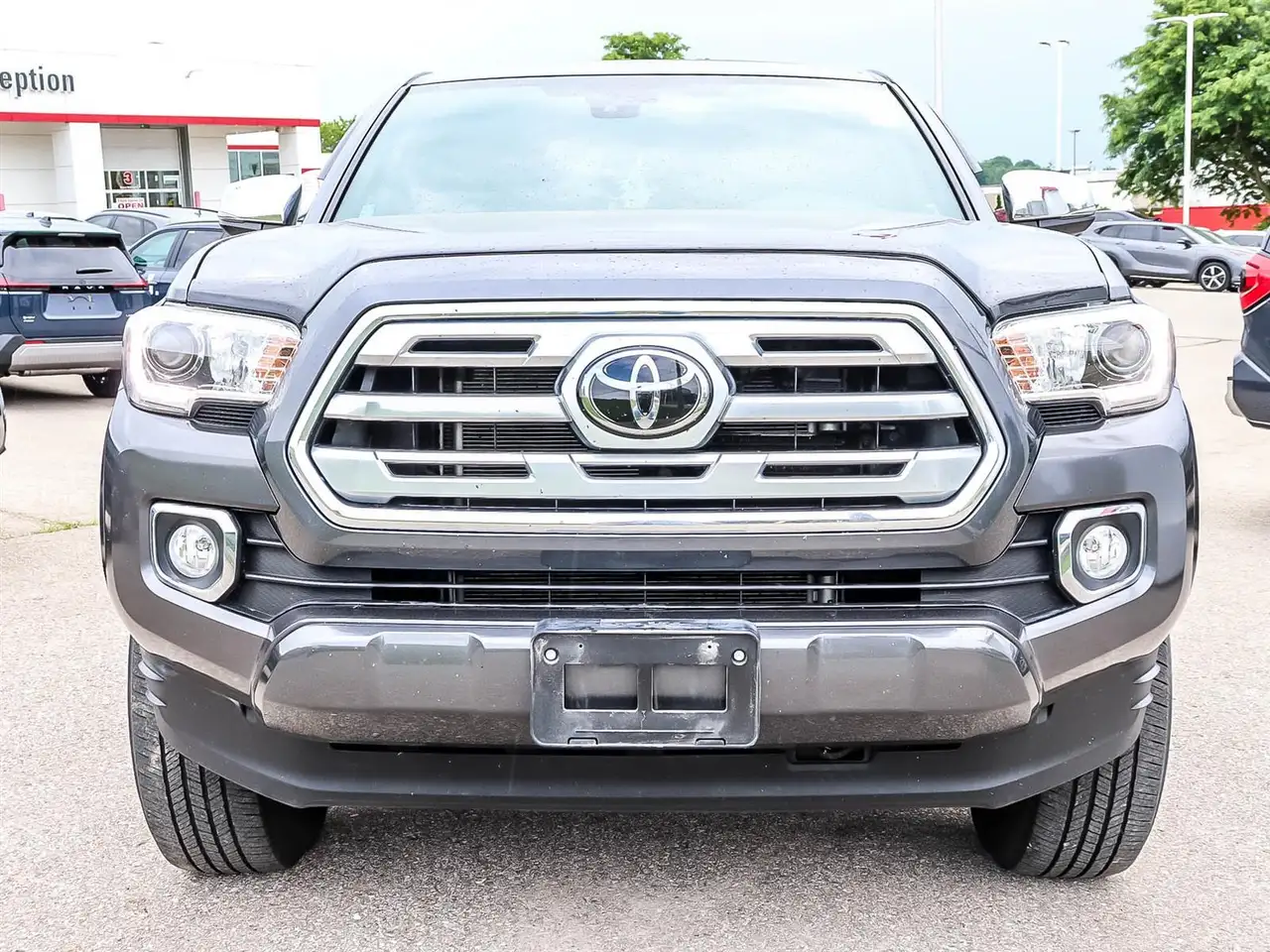 Toyota Tacoma photo Toyota Tacoma