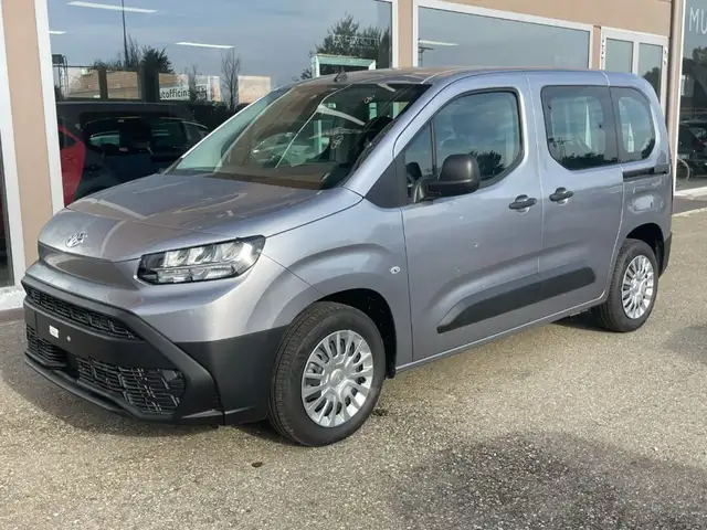 Toyota Proace City Verso 1.2 110 CV S&S Short Lounge