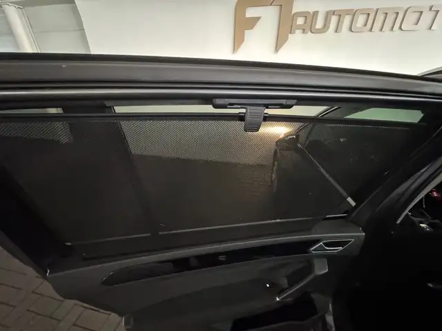 Volkswagen Touran view 25