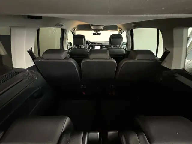 Volkswagen Touran view 26