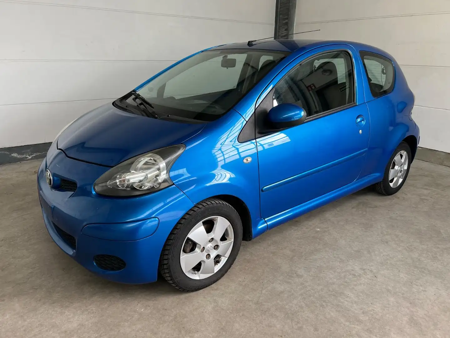 Toyota Sonstige Aygo CoolBlue Sitzheizung+b'tooth+Alu+Klima+1.Hd Blau - 1
