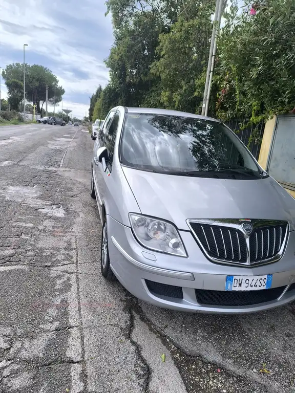 Lancia Phedra 2008 из Европы — купить под ключ