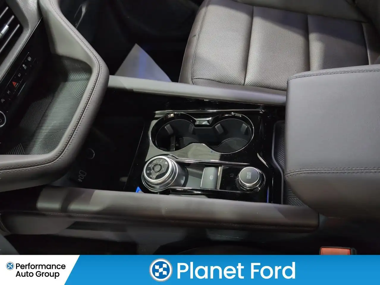 Ford Explorer fotografie Ford Explorer