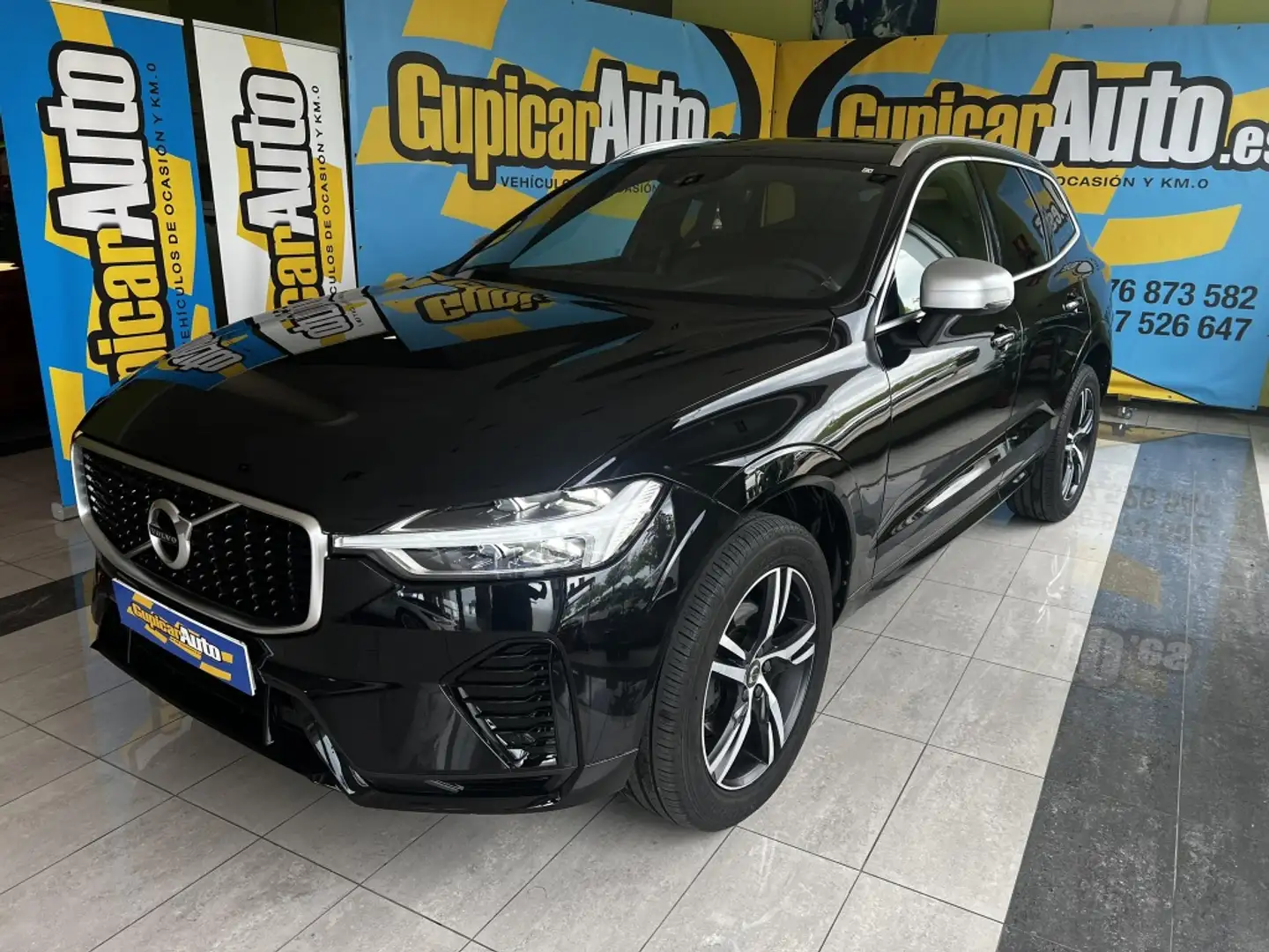 Volvo XC60 D3 R-Design Negro - 1
