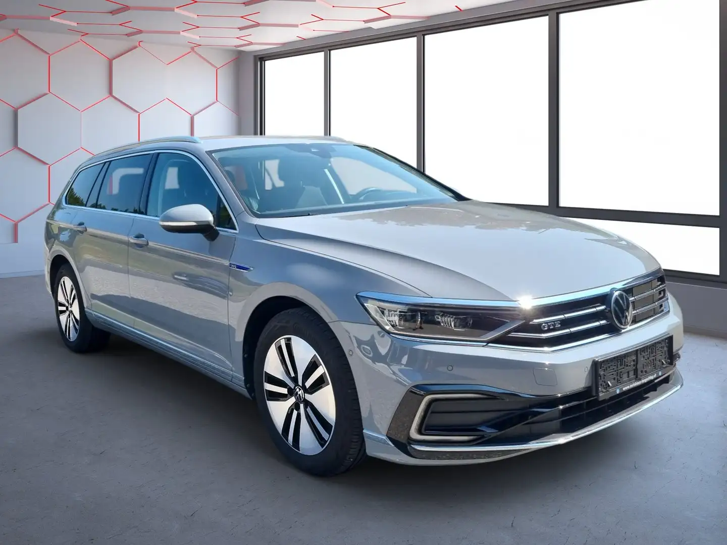 Volkswagen Passat Variant GTE Grau - 2