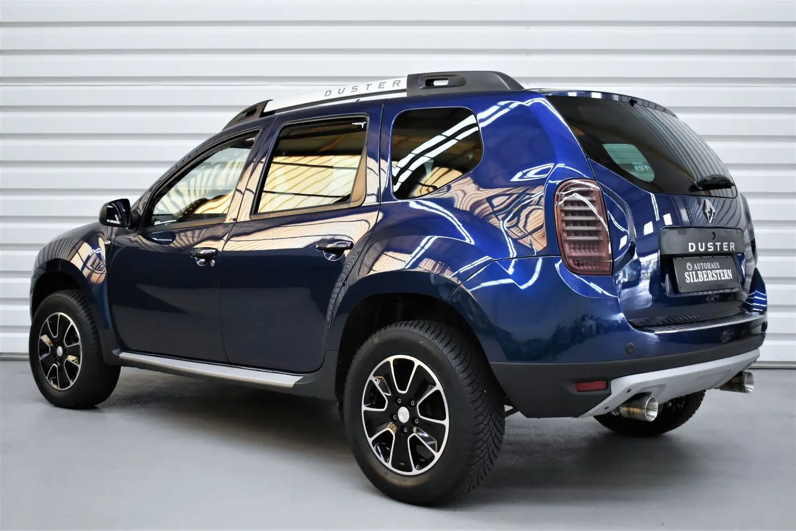 Dacia Duster I Prestige 4x4 +Klima+Navi+AHK+Sitzhzg. Blau - 2