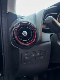 SKYACTIV-D 105 FWD Center-Line