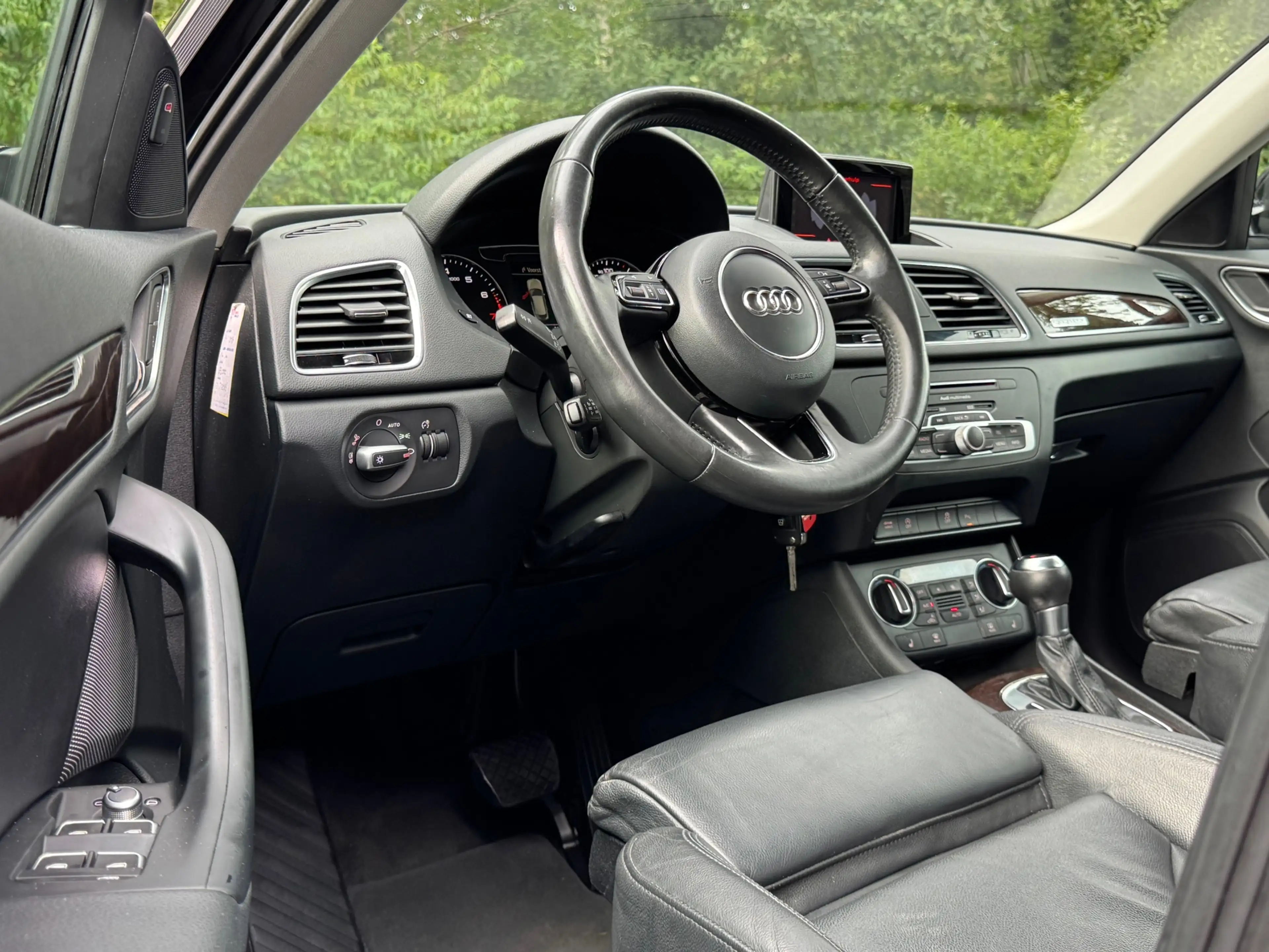 Audi Q3 2.0 TFSI Quattro S-Line Xenon LEDER Cruise Climate — photo 16
