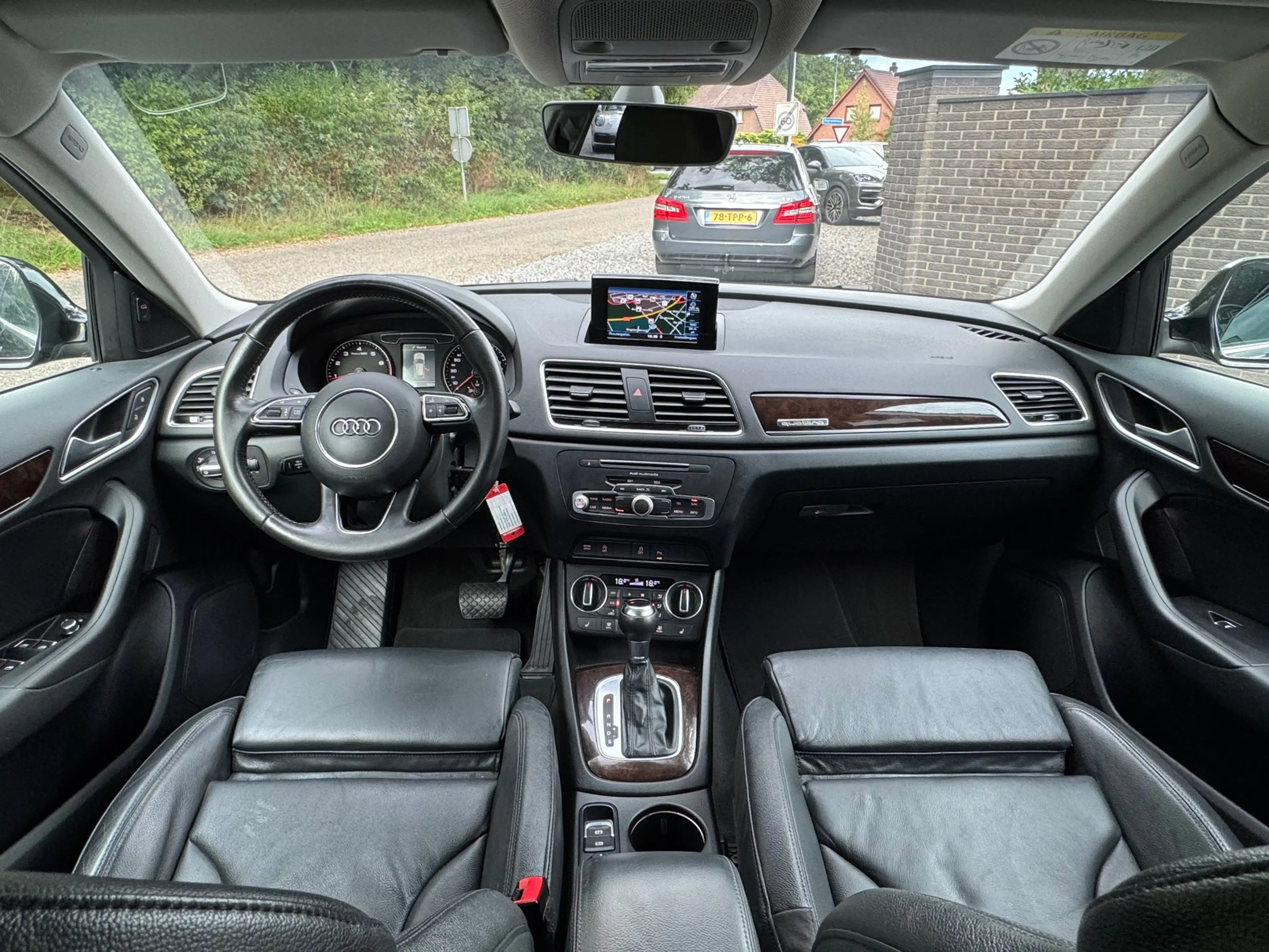 Audi Q3 2.0 TFSI Quattro S-Line Xenon LEDER Cruise Climate — photo 10