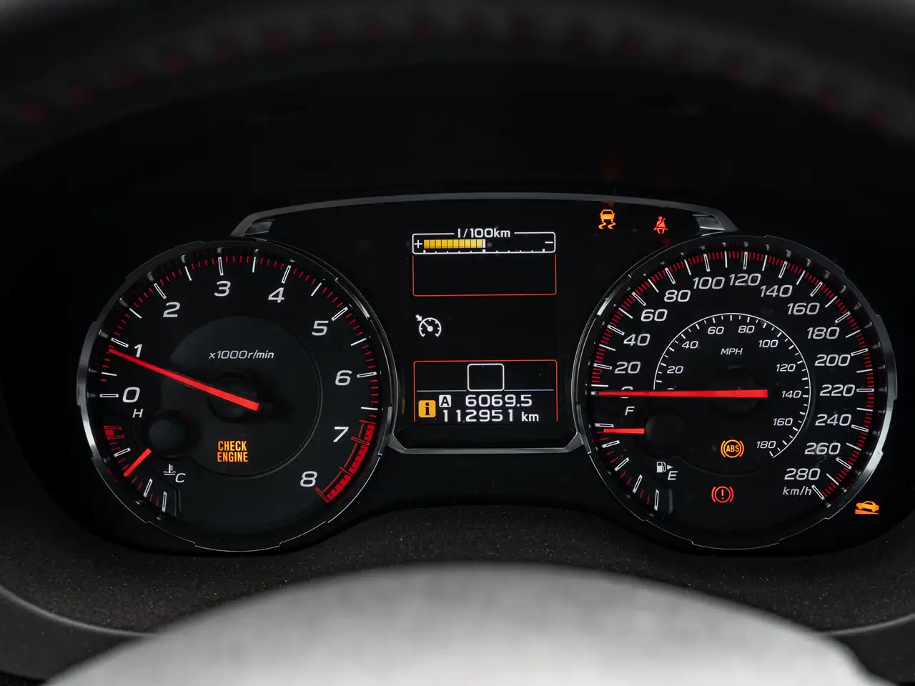 Subaru WRX снимка Subaru WRX