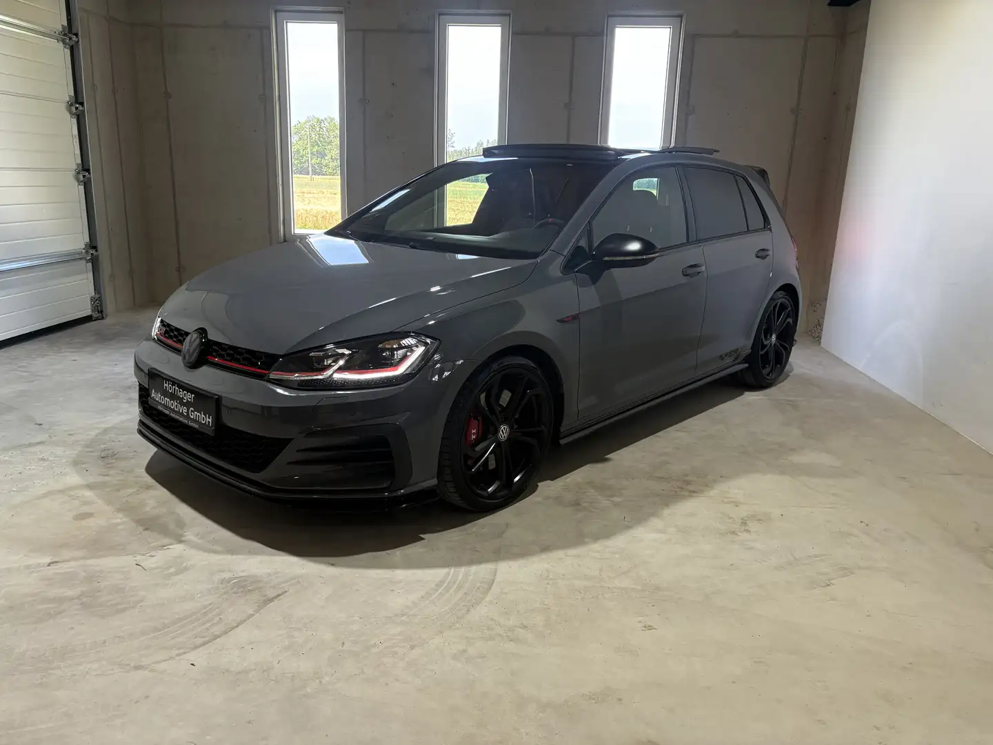 Volkswagen Golf GTI GTI TCR Voll*Pano*Reifnitz*DCC*Akrapovic*Dynaudio* Grau - 1