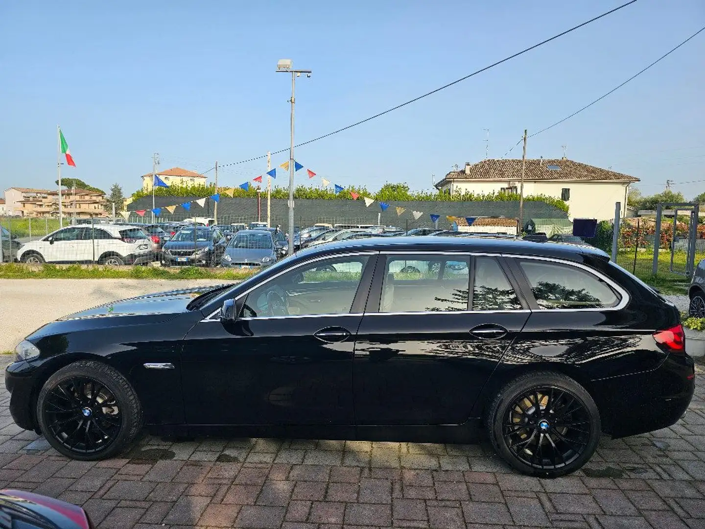 BMW 520 d Touring Business aut. Nero - 2