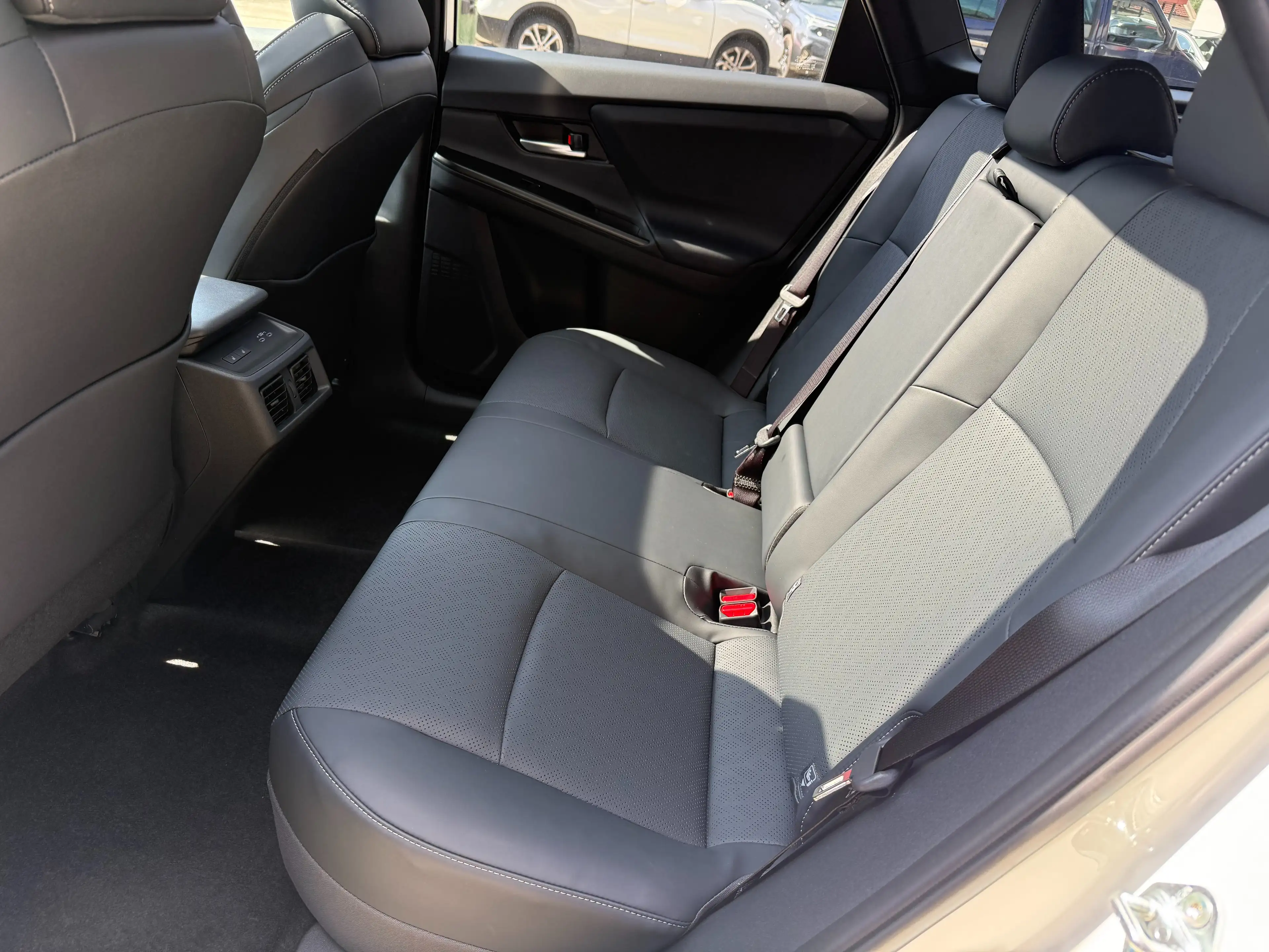 Subaru OUTBACK E-Outback Nozomi — photo 12