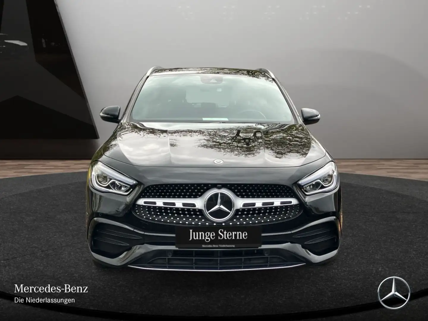 Mercedes-Benz GLA 250 e AMG+PANO+LED+KAMERA+KEYLESS+8G Schwarz - 2