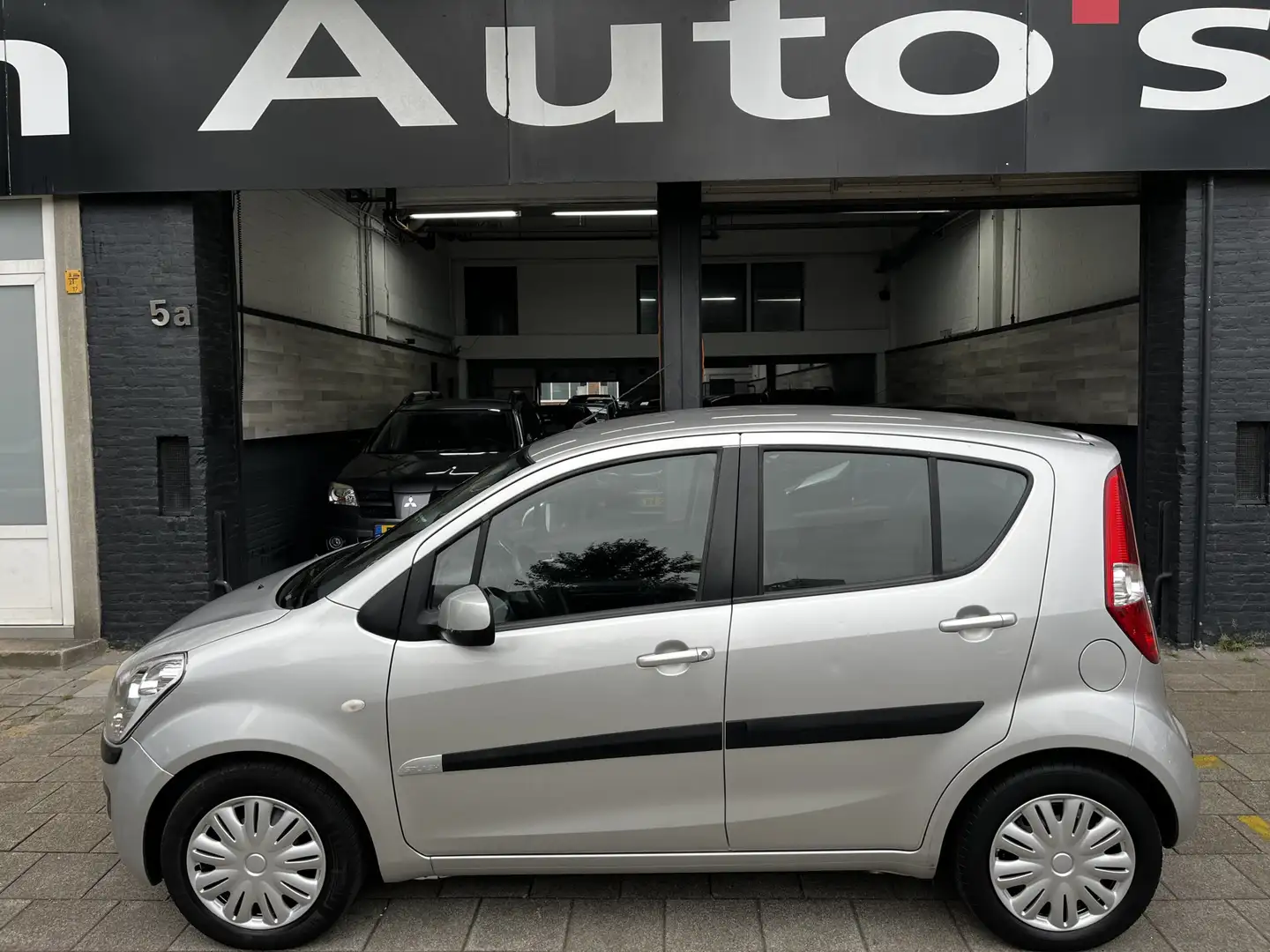 Suzuki Splash 1.0 VVT Comfort Gris - 2