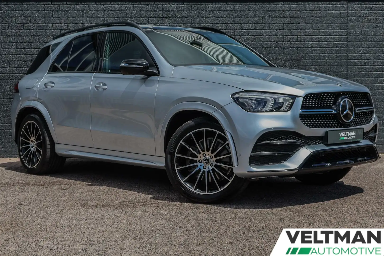 Mercedes-Benz GLE 350 e 4MATIC AMG LINE PANORAMADAK BURMESTER DISTRONIC Zilver - 2