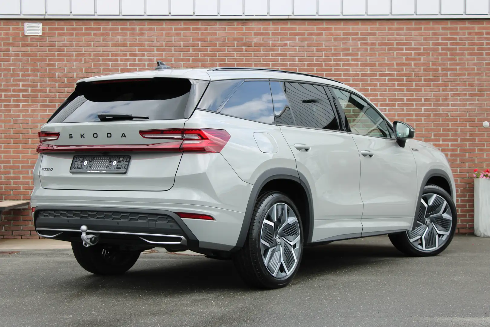 Skoda Kodiaq Sportline 1.5 TSI 150PK 7-ZITS MHEV DSG |MATRIX|TR Grigio - 2