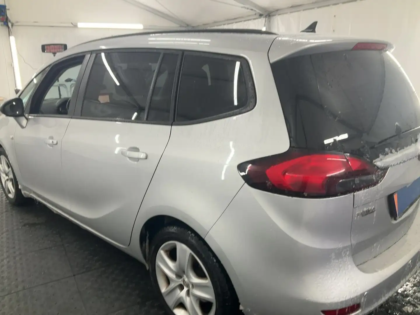 Opel Zafira Tourer Edition Grau - 2