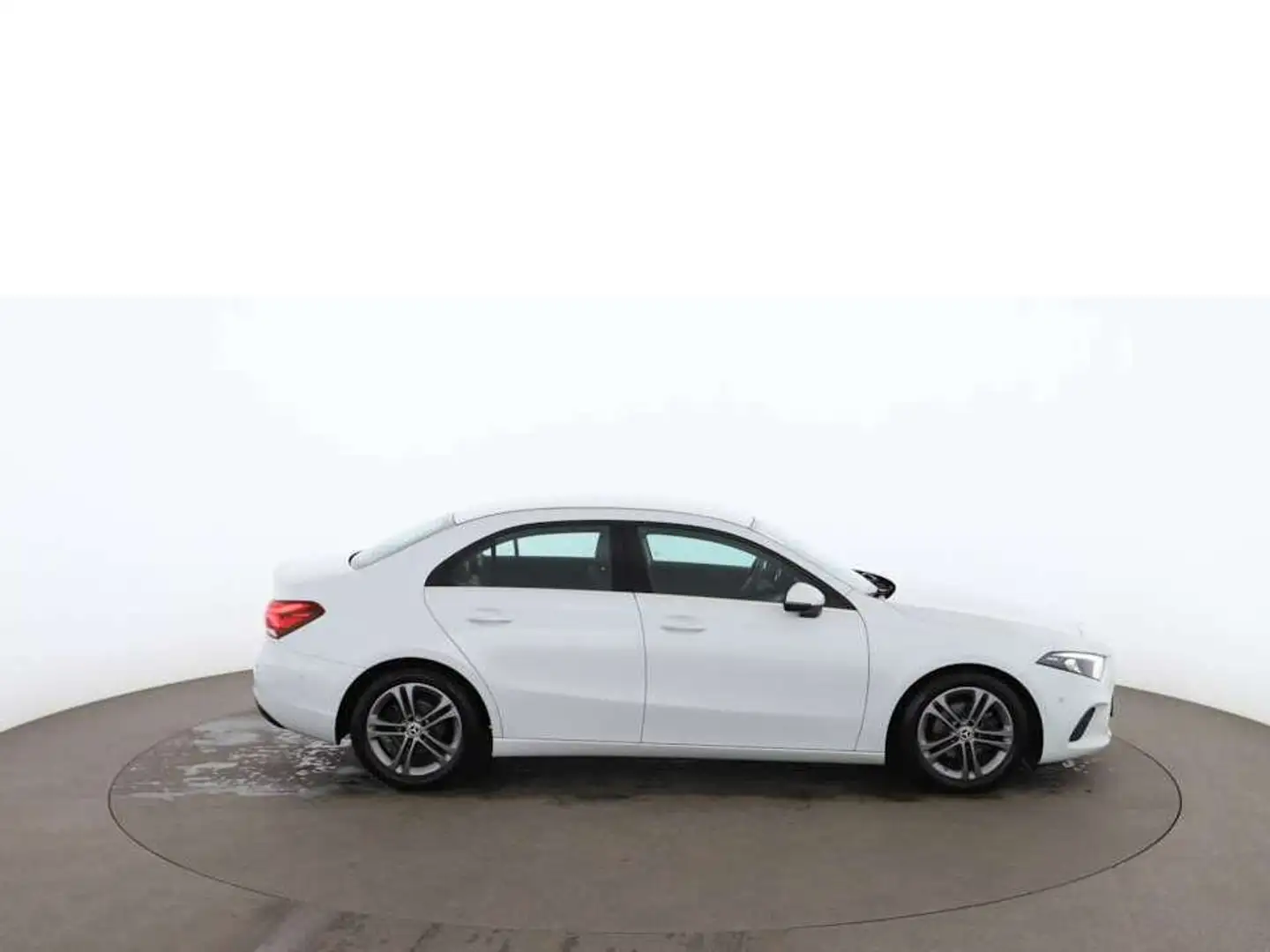 Mercedes-Benz A 180 d Style Aut LED NAVI LEDER ASSIST R-KAMERA Weiß - 2