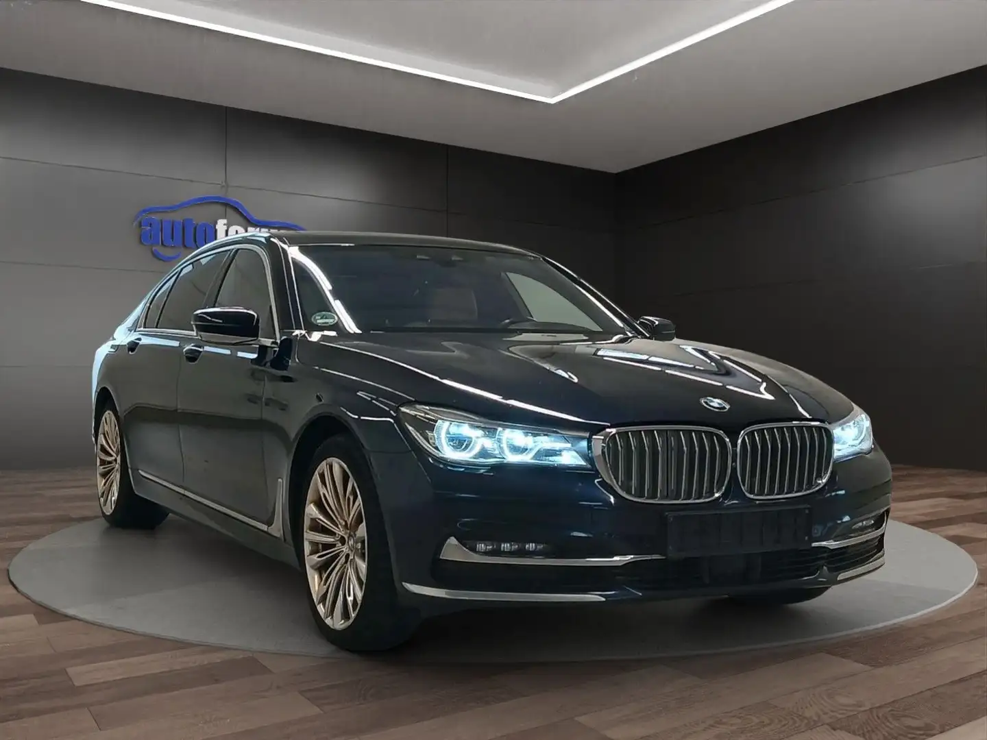 BMW 740 L d xDrive SOFTCLOSE°HUD°STANDHZNG°SITZKLIMA Blau - 2