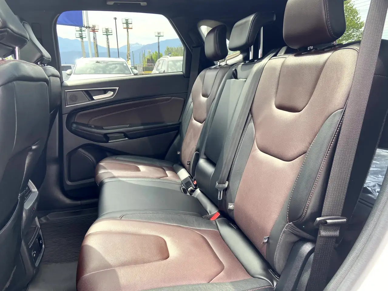Ford Edge снимка Ford Edge