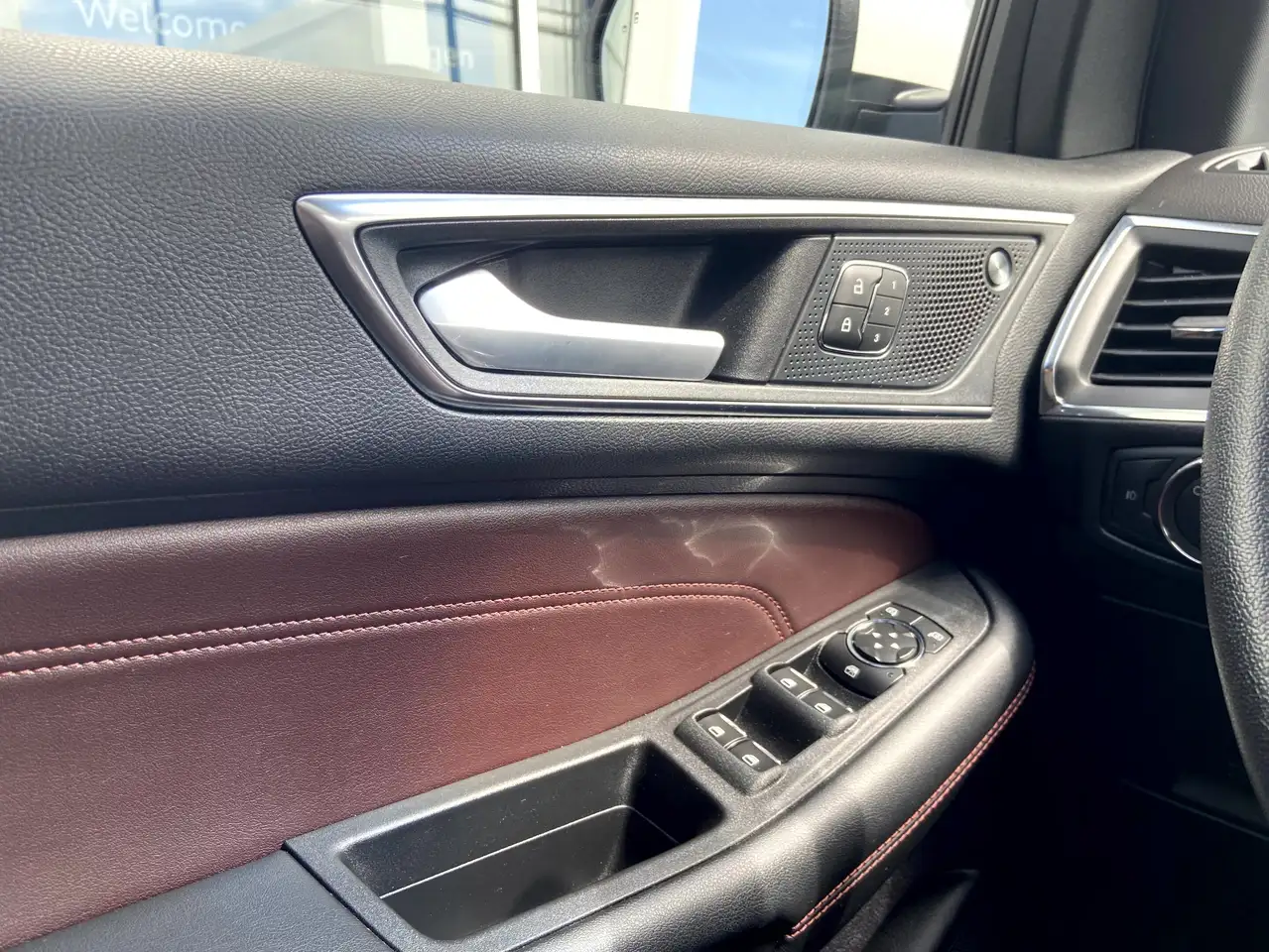 Ford Edge снимка Ford Edge