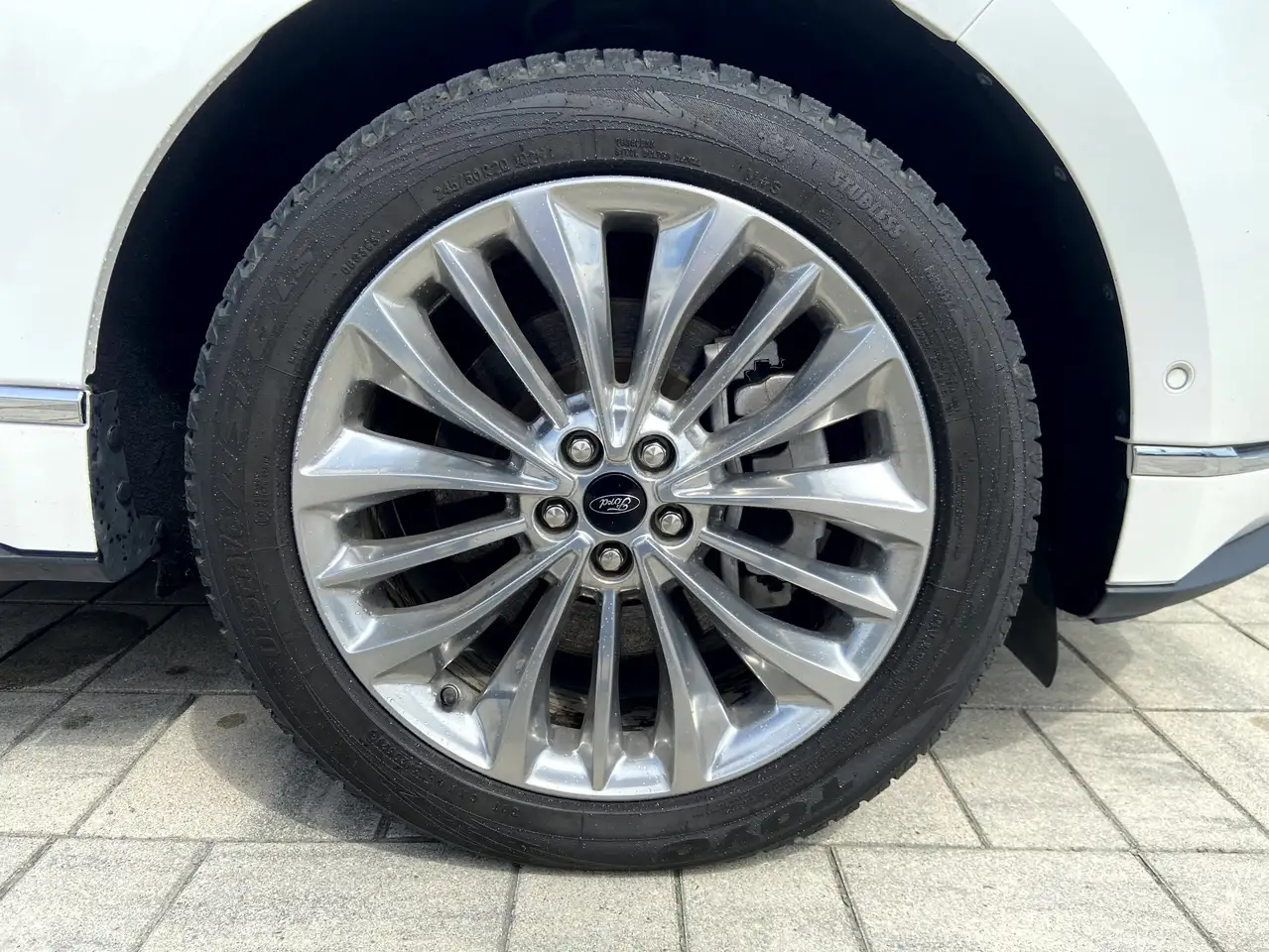 Ford Edge снимка Ford Edge