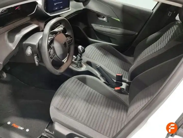Peugeot 208 2024, foto 17