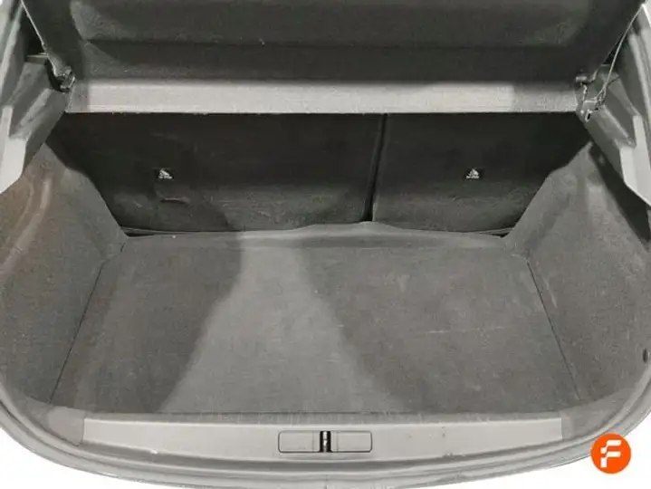 Peugeot 208 2024, foto 21