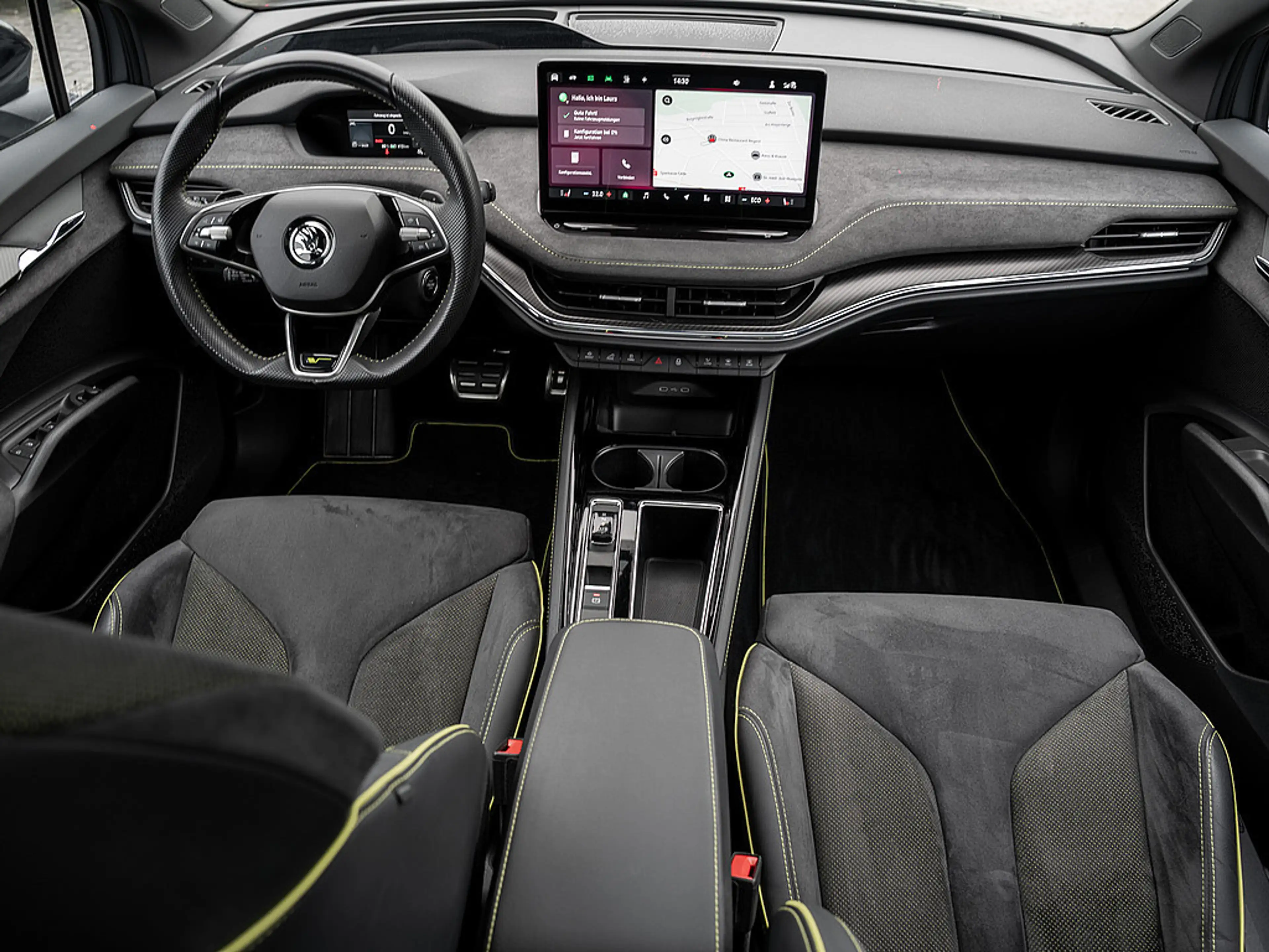 Skoda Enyaq Coupé RS Lounge AHK 360 PANO KAM MATRIX — photo 6