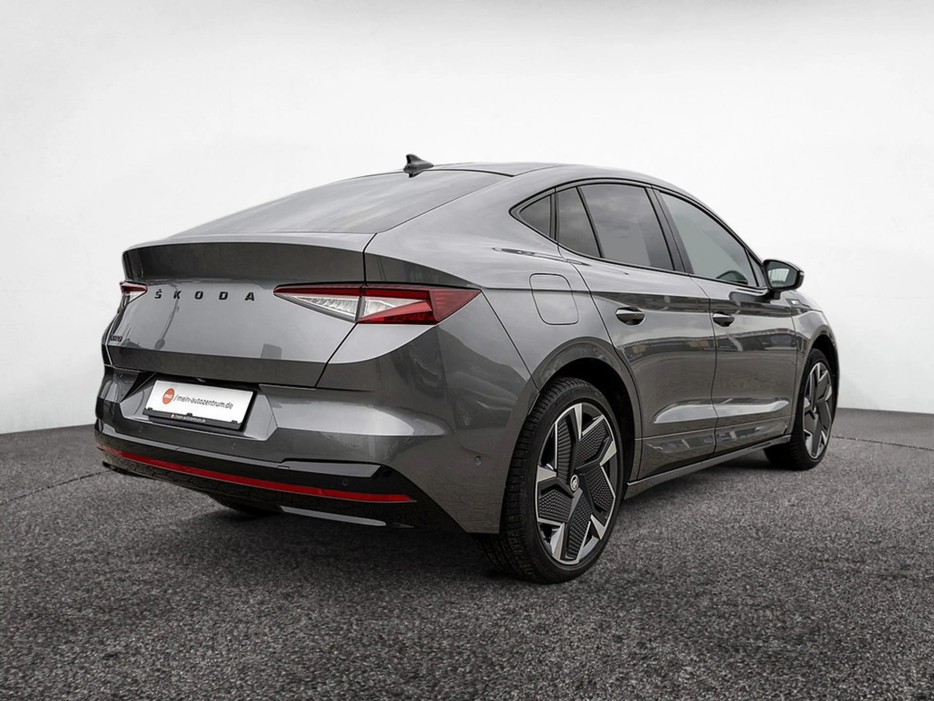Skoda Enyaq Coupé RS Lounge AHK 360 PANO KAM MATRIX — photo 3